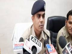
      
      Aligarh police nab 5 thieves, recover stolen items worth Rs 1.1 cr
      
      