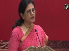 
      
      Government organizes Buyer-Seller Meet to promote Kashmiri art
      
      