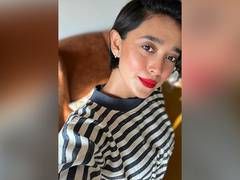 
      
      Sayani Gupta is all praise for actor Gajraj Rao
      
      