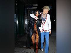 
      
      Megan Fox, Machine Gun Kelly announce their engagement
      
      