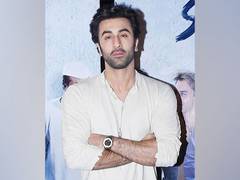 
      
      Ranbir reveals interesting details about his role in Shamshera
      
      