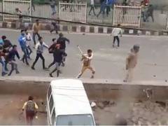 
      
      AAP leader Abdul Rehman, ex-Congress MLA Mateen Ahmed named...
      
      