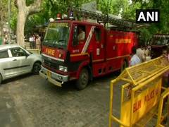 
      
      Fire breaks out in Delhi's Shastri Bhawan
      
      
