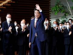 
      
      Shinzo Abe,  SP Balasubramaniam among Padma Vibhushan awardees   
      
      