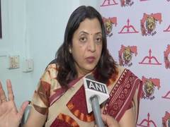 
      
      Bravery award winner was 'misguiding' audience, alleges Shiv...
      
      