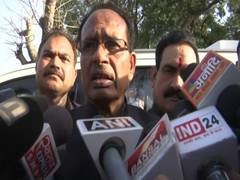 
      
      Met Guv, demanded floor test for Kamal Nath govt: Shivraj...
      
      