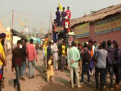 
      
      Farmers protesting at Singhu border give mixed reactions to...
      
      