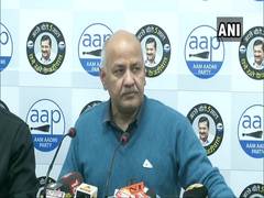 
      
      AAP govt to take oath at Ramlila Maidan on Feb 16, says Sisodia
      
      