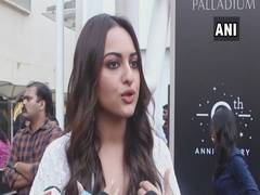 
      
      Mumbai: UP Police visit Sonakshi Sinha's house for inquiry in...
      
      
