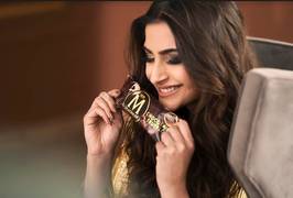 
      
      Sonam is here with a seriously pleasurable style project
      
      