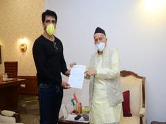 
      
      Sonu Sood meets Maha Guv; discuss initiatives taken for safe...
      
      