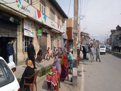 
      
      3000 chairs given to banks in Srinagar for social distancing 
      
      