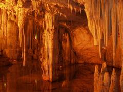 
      
      Stalagmite holds key to predicting droughts, floods in India:...
      
      