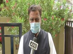 
      
      BJP accuses Congress of delay, confining Narasimha Rao's...
      
      