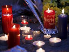 
      
      Swiss light virtual candles in tribute for Coronavirus victims
      
      
