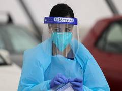 
      
      Face masks to be mandatory in Sydney as Aussie states...
      
      