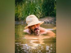 
      
      Salman Khan takes a dip in pond, treats fans with pictures
      
      