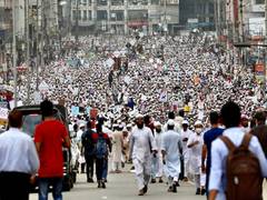 
      
      Pak appeasement policy towards TLP to cost long-term peace,...
      
      