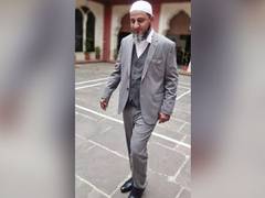 
      
      Talemahmad Khan D. Tunvar attempts to give the steel industry...
      
      