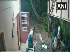 
      
      Tamil Nadu: Elderly couple fight, chase away armed robbers...
      
      