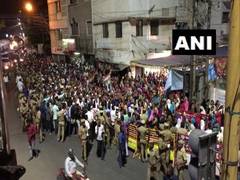 
      
      SDPI holds protest in Madurai against Delhi violence, CAA
      
      
