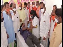 
      
      70 members of Telangana BJP Yuva Morcha donate blood as part...
      
      