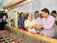 
      
      Telangana: Govt introduces Rs 5 lakh life insurance for weavers
      
      
