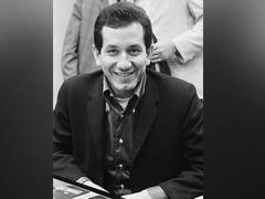 
      
      'Lemon Tree' singer Trini Lopez dies of COVID-19 complications
      
      