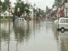 
      
      Heavy rain hits normal life in Agartala
      
      