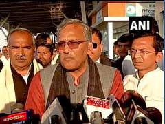 
      
      Uttarakhand CM gives Rs 5 lakh to Pauri resident who died in...
      
      