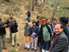 
      
      Uttarakhand CM makes terrestrial inspection of Chourda Lake
      
      