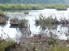 
      
       Karnataka: Fishermen struggling as waste disposal destroys...
      
      