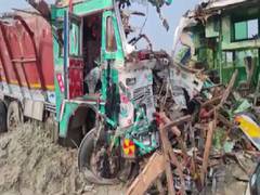 
      
      Death toll rises to 15 in UP's Barabanki road accident
      
      