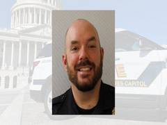
      
      Veteran police officer killed in US Capitol car ramming...
      
      