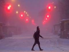 
      
      Storm threatens millions of Americans with heavy snow,...
      
      