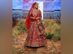
      
      Shehnaaz Gill makes ramp debut, dances to Sidhu Moose Wala's song
      
      