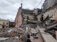 
      
      Russia mounting resources to 'encircle' city of Dnipro in...
      
      