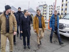 
      
      Ukrainian Foreign Minister meets Blinken at Polish border
      
      