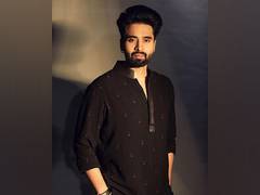 
      
      Jackky Bhagnani to pay tribute to Indian Air Force with next film
      
      