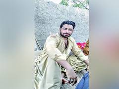 
      
      Pakistan: Ethnic tensions flare up after killing of Sindhi youth 
      
      