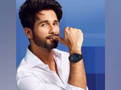 
      
      Shahid Kapoor surprises fans by singing two songs from his...
      
      