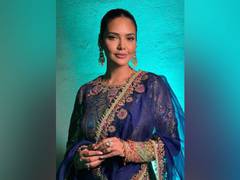 
      
       Esha Gupta shares experience working with Suniel Shetty in...
      
      