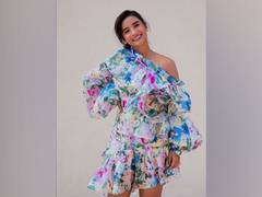 
      
      Celebs shower wishes for birthday girl Patralekhaa!
      
      