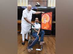 
      
      PM Modi meets specially-abled painter
      
      