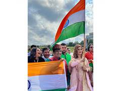 
      
      Sonali Bendre celebrates Independence Day in Atlanta
      
      
