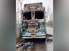 
      
      J-K: Truck set ablaze by terrorists in Tral
      
      
