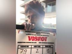 
      
      Fardeen Khan, Riteish Deshmukh's 'Visfot' goes on floors
      
      