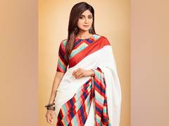 
      
      Shilpa Shetty urges Instafam to stay productive at home amid...
      
      