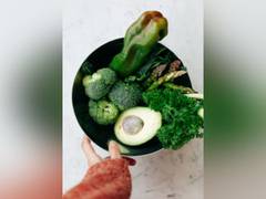 
      
      Low glycemic index diet helps heart patients lose weight
      
      