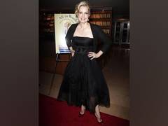 
      
      This is pure misery: Ali Wentworth after testing positive for...
      
      